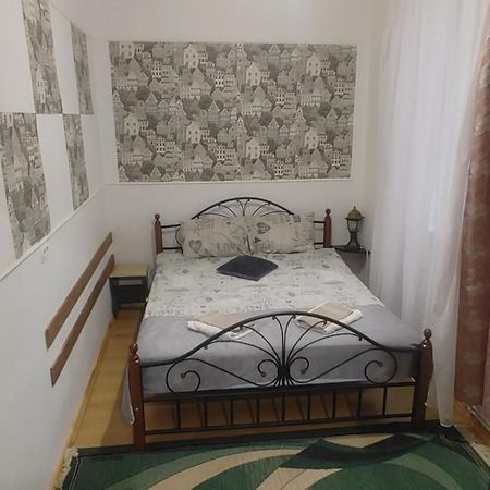 Apartment Near Rynok Square إلفيف المظهر الخارجي الصورة